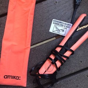 Amika Hair Straightener FabFitFun Box